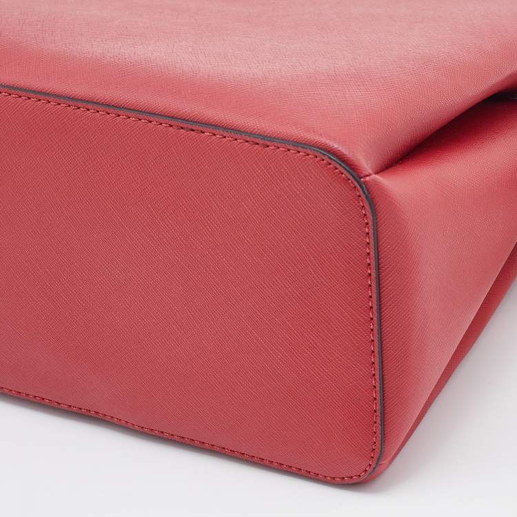 مملوكة مسبقًا DKNY Red Saffiano Leather Paige Tote