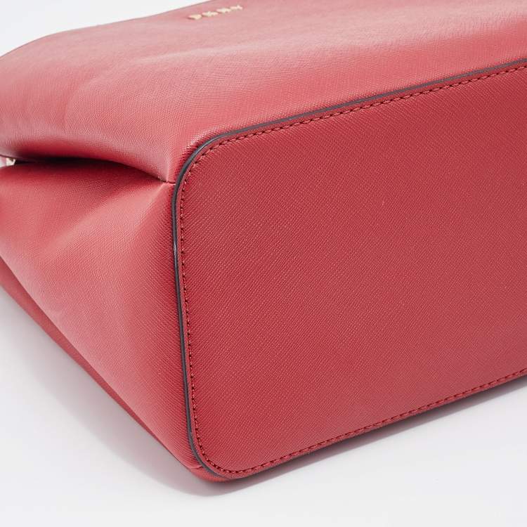 مملوكة مسبقًا DKNY Red Saffiano Leather Paige Tote
