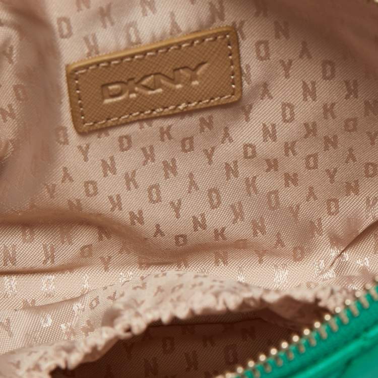 Pre Owned Dkny Green Quilted Leather Zip Convertible Crossbody Bag