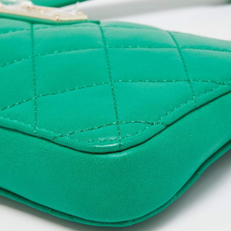 Pre Owned Dkny Green Quilted Leather Zip Convertible Crossbody Bag