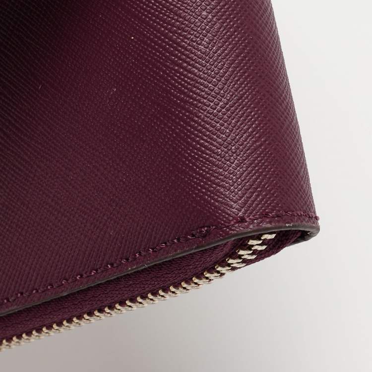 Pre Owned DKNY Burgundy Leather Vela Zip Around Wallet