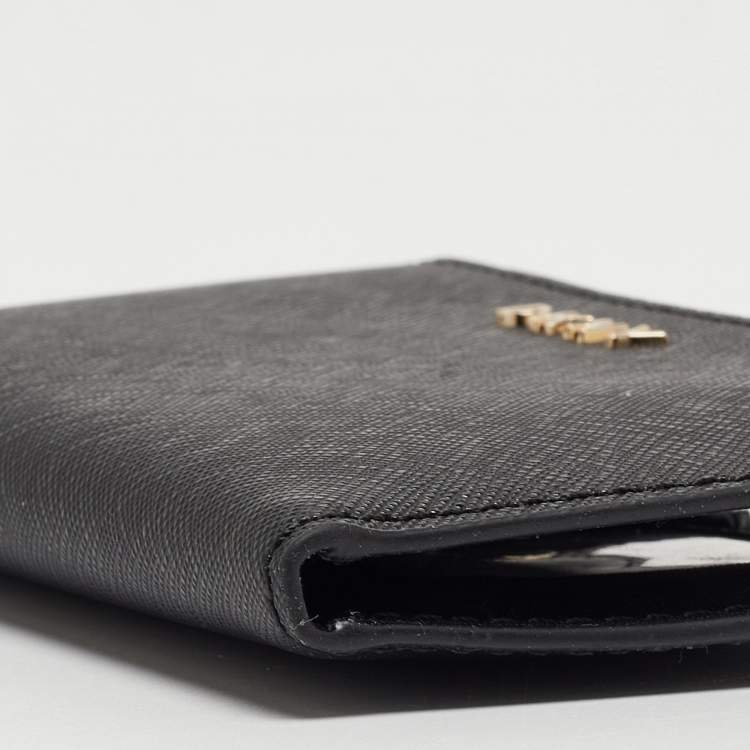Pre Owned DKNY Black Leather Bryant Park Compact Wallet