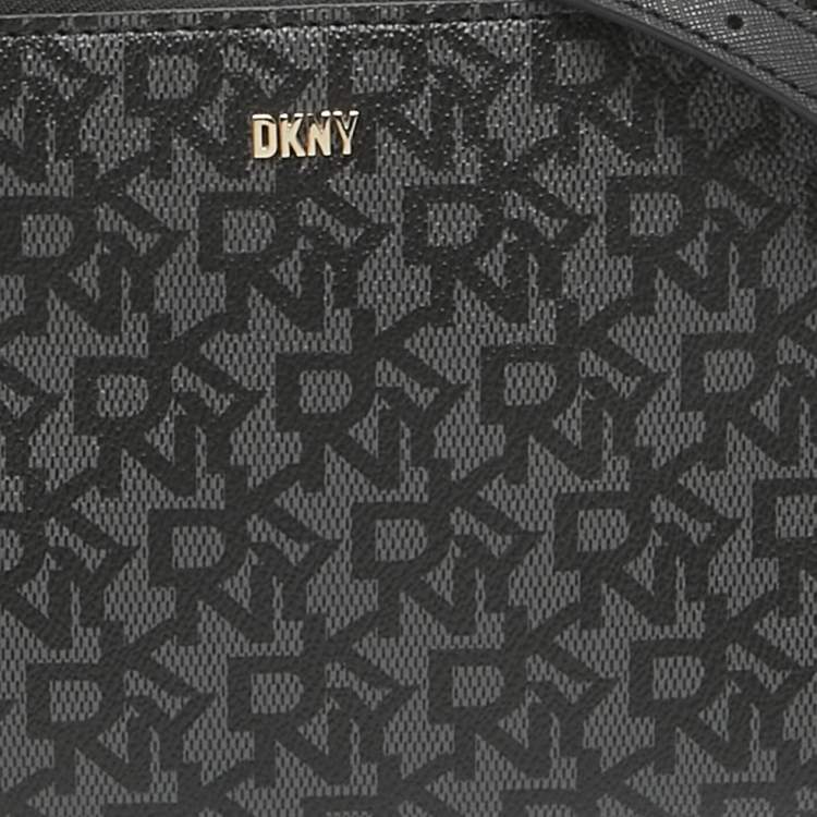 Pre Owned Dkny Black Signature Coated Canvas and Leather Bryant Park Crossbody Bag