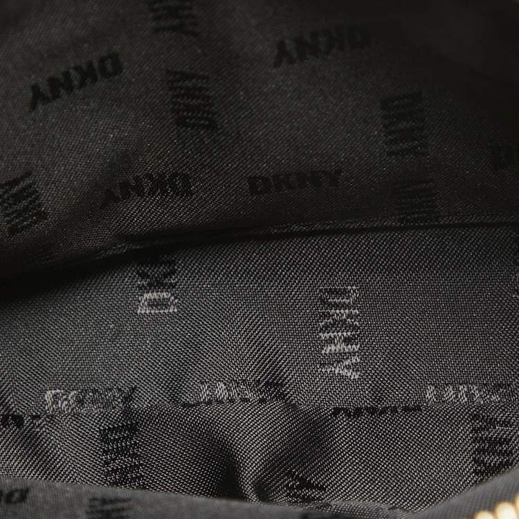 Pre Owned Dkny Black Signature Coated Canvas and Leather Bryant Park Crossbody Bag