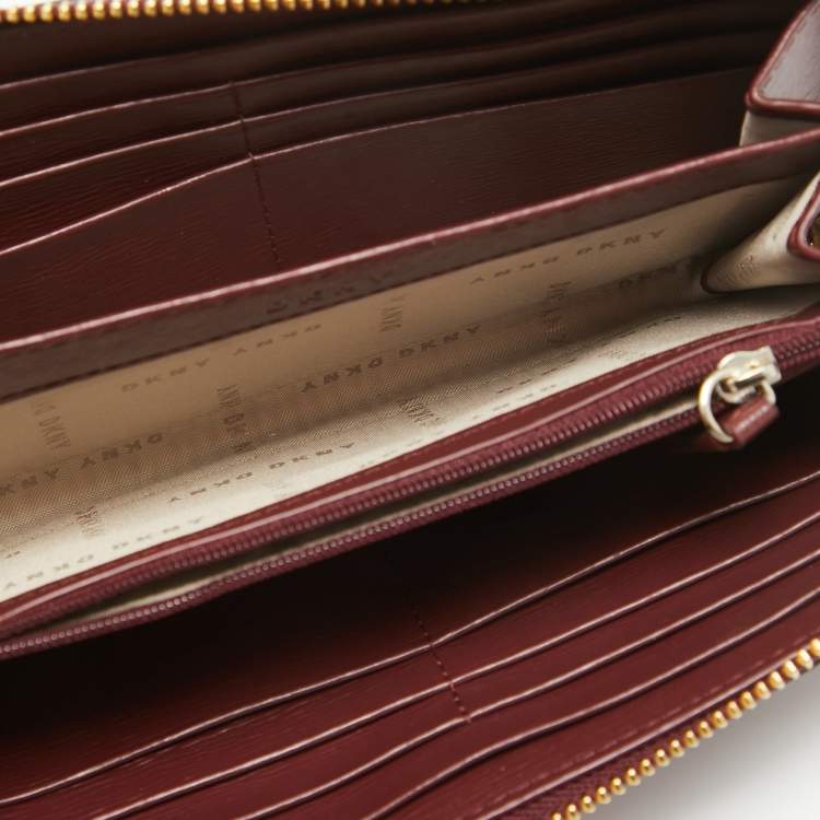 Pre Owned DKNY Burgundy Leather Bryant Zip Continental Wallet