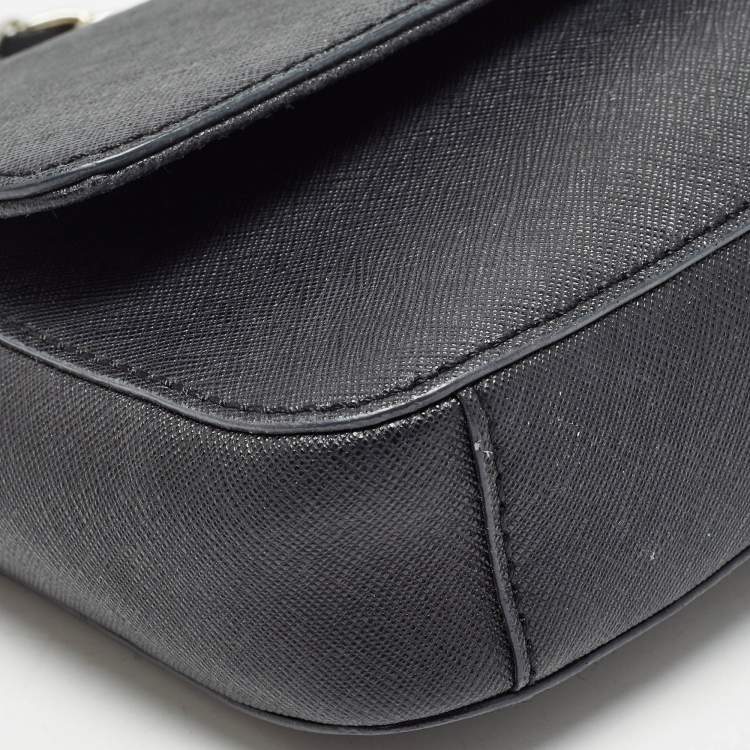 مملوكة مسبقًا Dkny Black Leather Bryant Park Flap Shoulder Bag