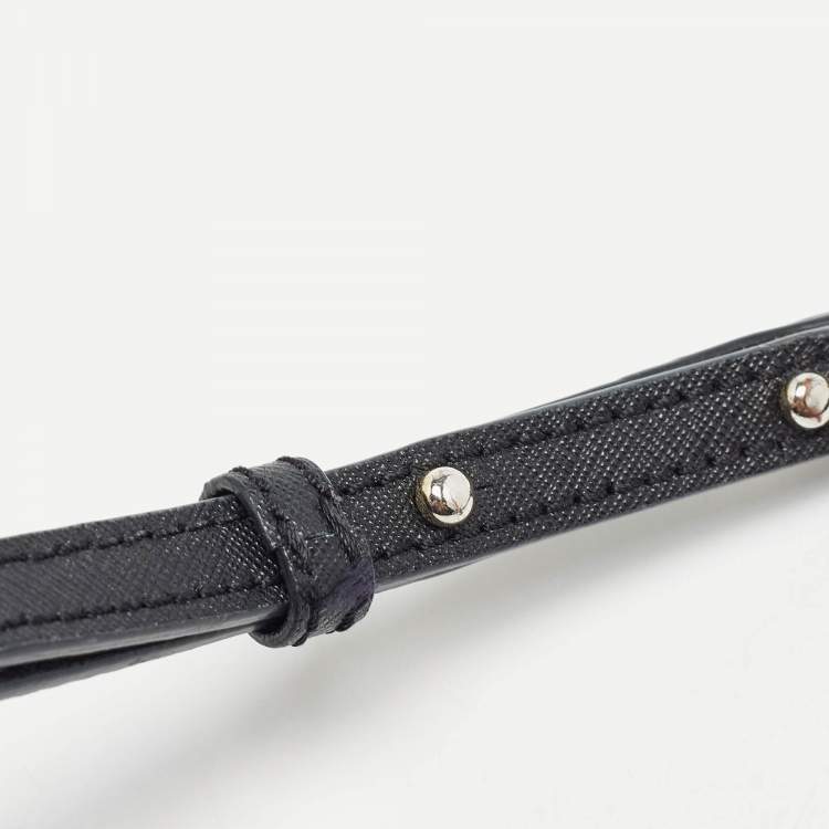 مملوكة مسبقًا Dkny Black Leather Bryant Park Flap Shoulder Bag