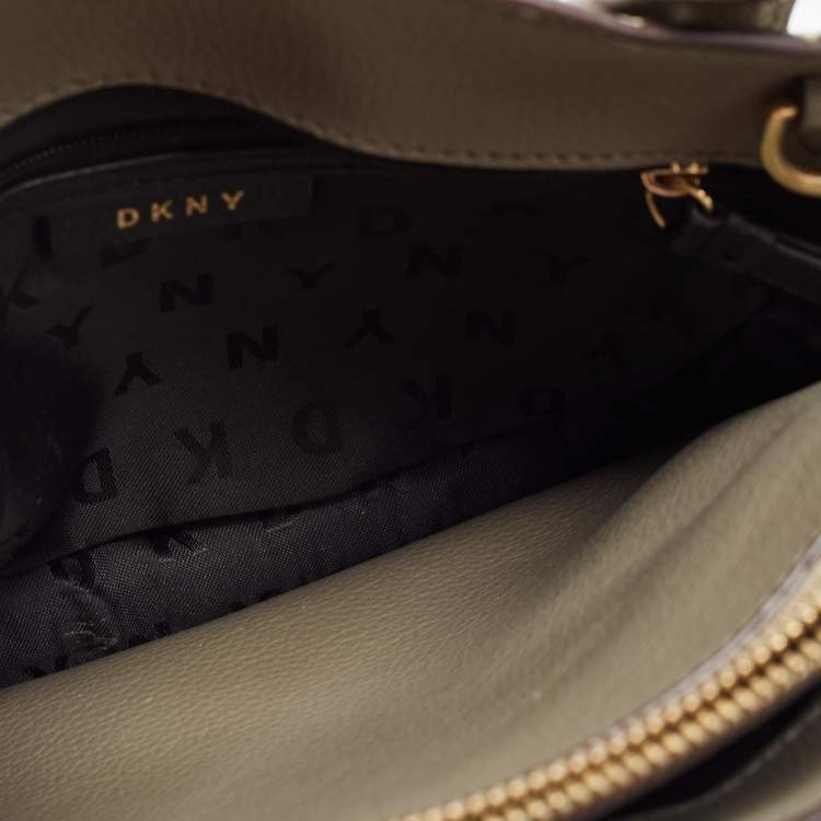 Pre Owned DKNY Grey/Beige Signature Coated Canvas and Leather Padlock Charm Tote