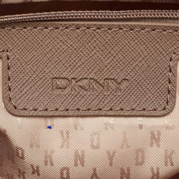Pre Owned DKNY Grey Leather Front Zip Top Handle Bag