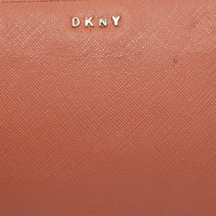 Pre Owned DKNY Old Rose Leather Zippy Wristlet Clutch