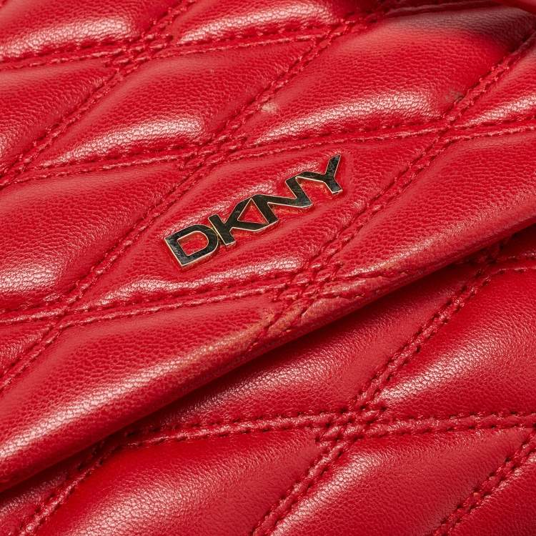 Pre Owned Dkny Red Quilted Leather Flap Chain Crossbody Bag