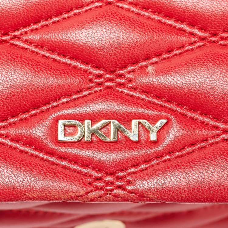 Pre Owned Dkny Red Quilted Leather Flap Chain Crossbody Bag