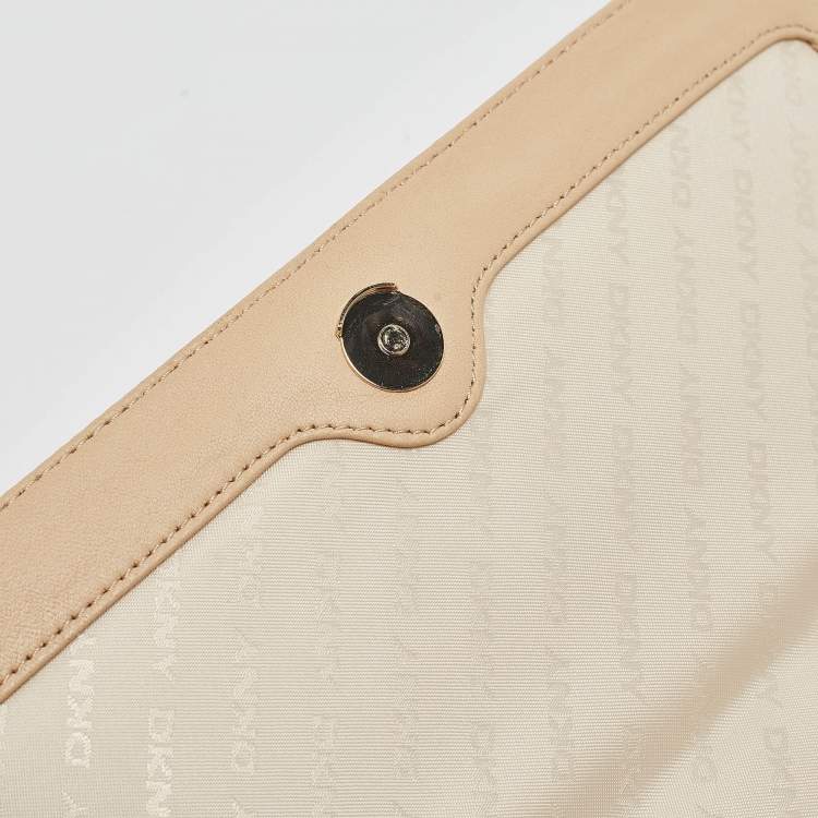 Pre Owned DKNY Beige/White Quilted Leather Flap Bag