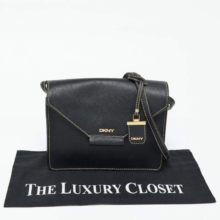 Pre Owned DKNY Black Leather Envelope Flap Shoulder Bag