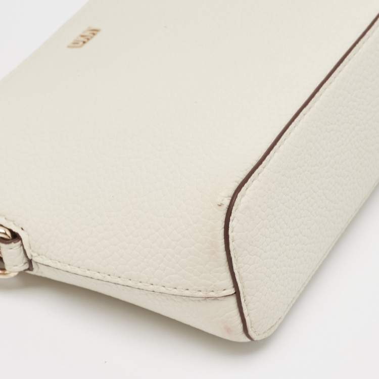 Pre Owned Dkny White Leather Bryant Park Dome Crossbody Bag