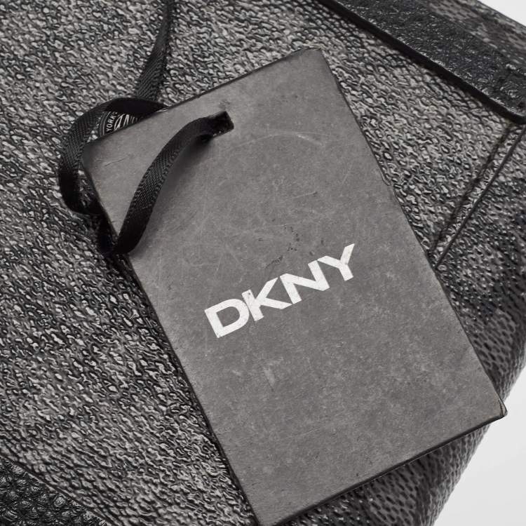 Pre Owned DKNY Black/Grey Signature Coated Canvas Mini Zip Around Olive Crossbody Bag