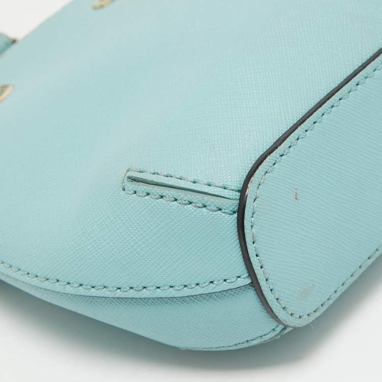 Pre Owned Dkny Blue Leather Chain Crossbody Bag
