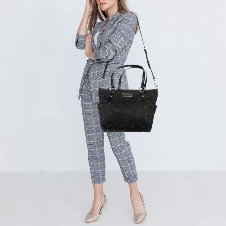 Pre Owned DKNY Black Signature Canvas and Leather Tote