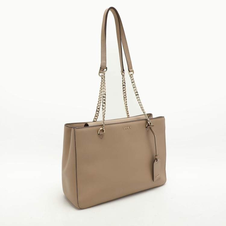 Pre Owned DKNY Beige Leather Bryant Park Chain Tote