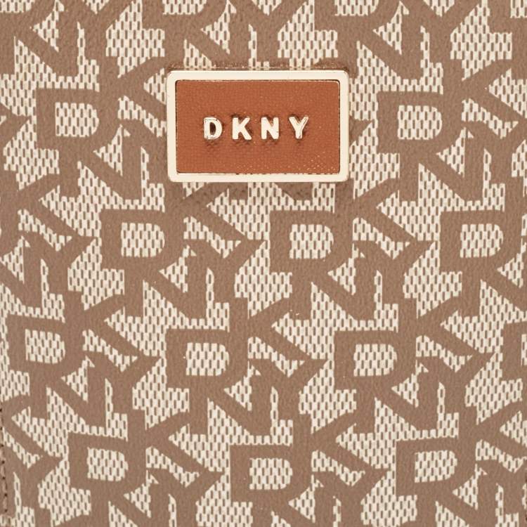 Pre Owned Dkny Brown/Beige Signature Coated Canvas and Leather Steffy Crossbody Bag