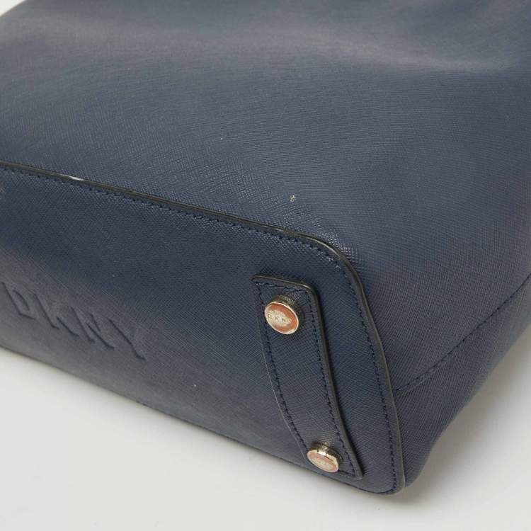 Pre Owned DKNY Navy Blue Saffiano Leather Bryant Park Bucket Bag