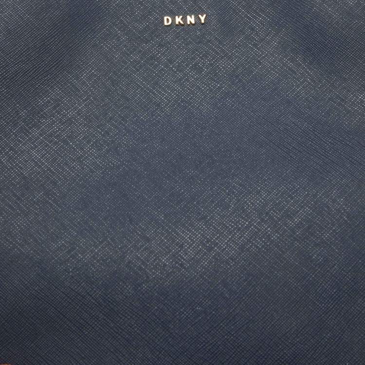 Pre Owned DKNY Navy Blue Saffiano Leather Bryant Park Bucket Bag