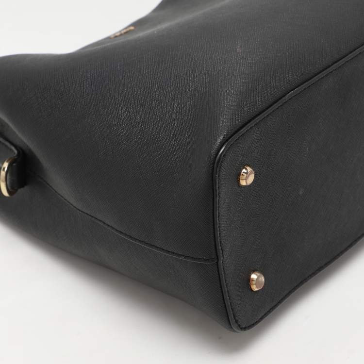 Pre Owned DKNY Black Saffiano Leather Bryant Park Bucket Bag