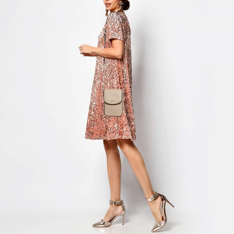 مملوكة مسبقًا DKNY Beige Saffiano Leather Flap Phone Crossbody Bag