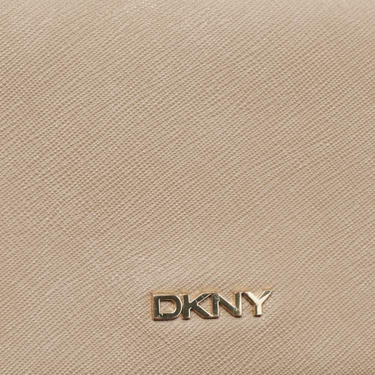 Pre Owned DKNY Beige Saffiano Leather Flap Chain Shoulder Bag