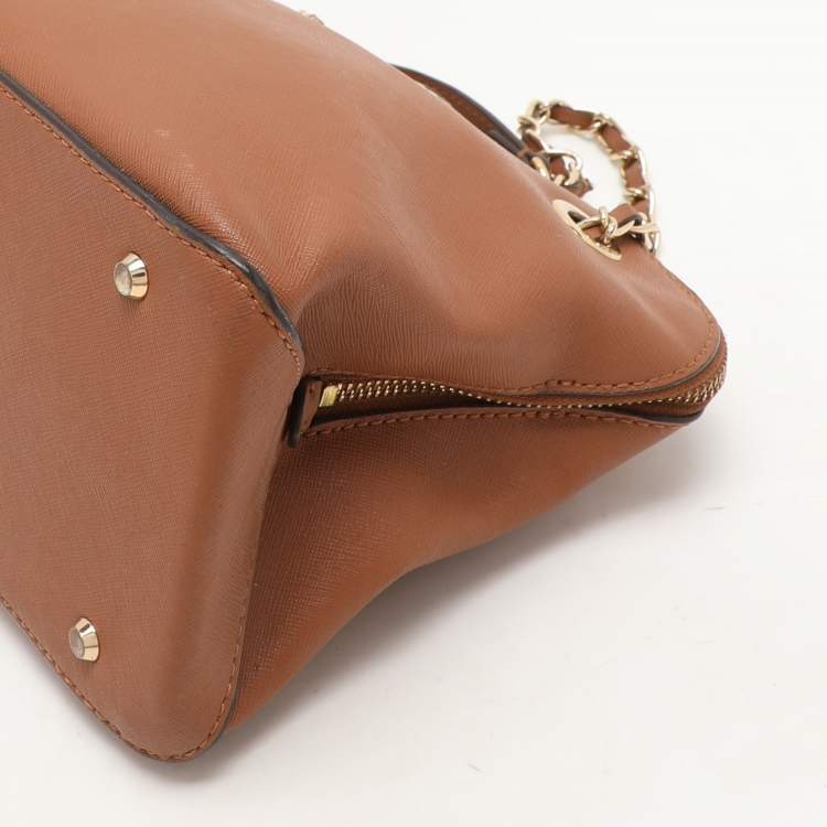 Pre Owned DKNY Brown Leather Bryant Park Shoulder Bags