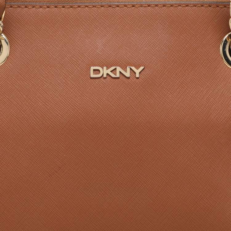 Pre Owned DKNY Brown Leather Bryant Park Shoulder Bags