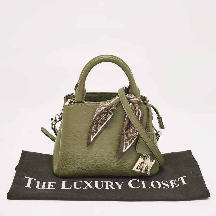 Pre Owned Dkny Olive Green Leather Paige Tote