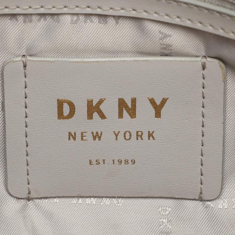 Pre Owned Dkny Blue Leather Bryant Crossbody Bag