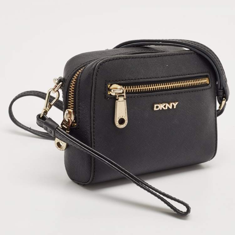 Pre Owned Dkny Black Leather Front Pocket Crossbody Bag