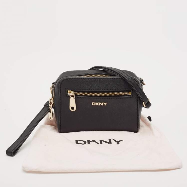 Pre Owned Dkny Black Leather Front Pocket Crossbody Bag