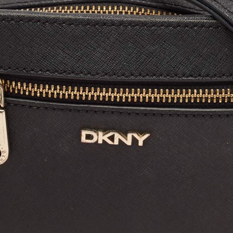 Pre Owned Dkny Black Leather Front Pocket Crossbody Bag