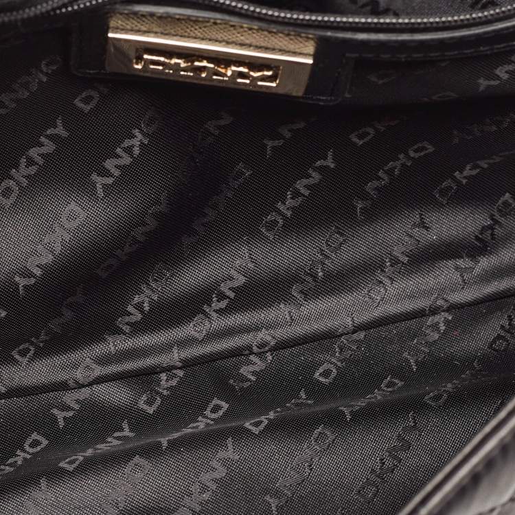 Pre Owned Dkny Black Quilted Leather Logo Flap Chain Clutch