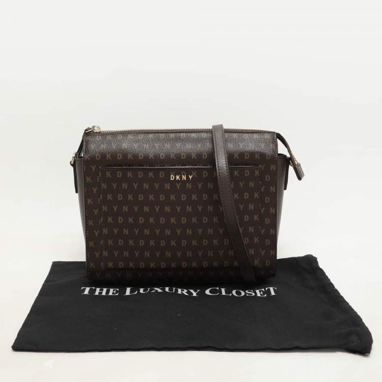 Pre Owned DKNY Brown Signature Coated Canvas Ava Zip Crossbody Bag
