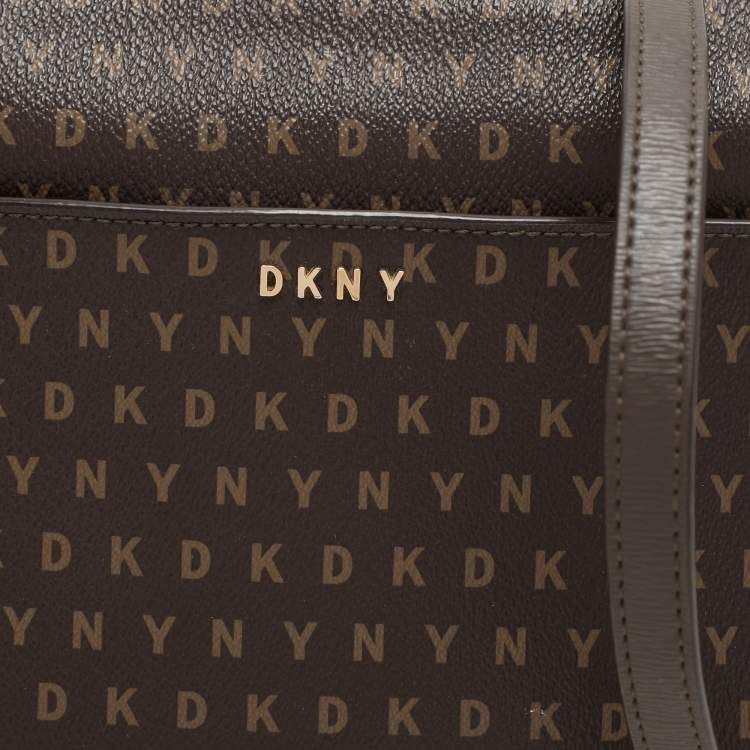 Pre Owned DKNY Brown Signature Coated Canvas Ava Zip Crossbody Bag