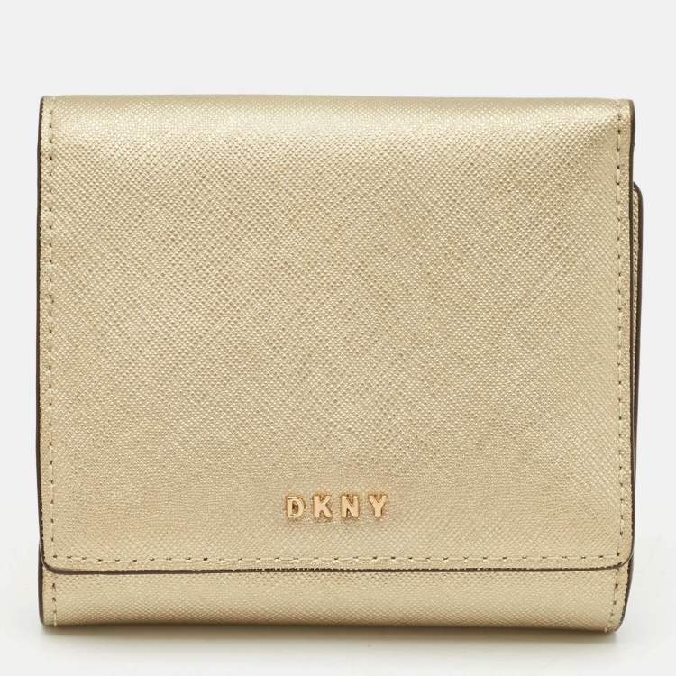 Pre Owned Dkny Gold Leather Trifold Wallet
