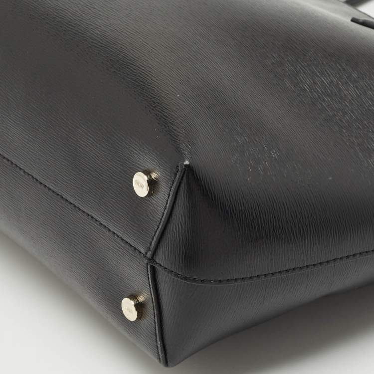 Pre Owned Dkny Black Leather Bryant Zip Tote