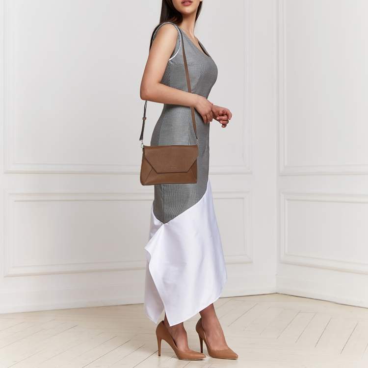 Pre Owned DKNY Tan Leather Bryant Park Envelope Crossbody Bag