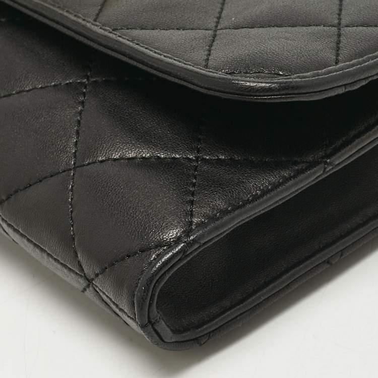 Pre Owned DKNY Black Quilted Leather Flap Chain Crossbody Bag