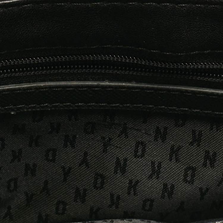 Pre Owned DKNY Black Quilted Leather Flap Chain Crossbody Bag
