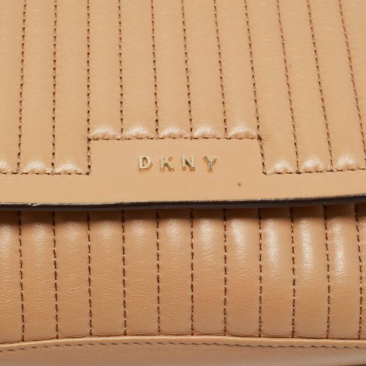 Pre Owned DKNY Beige Quilted Leather Gansevoort Crossbody Bag