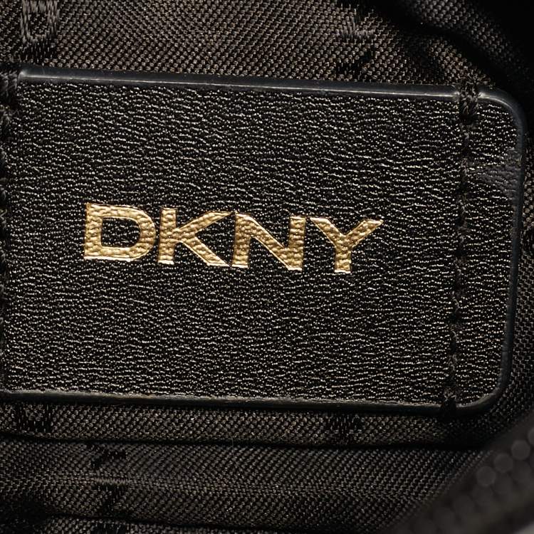 مملوكة مسبقًا DKNY Black Quilted Leather Allen Flap Shoulder Bag