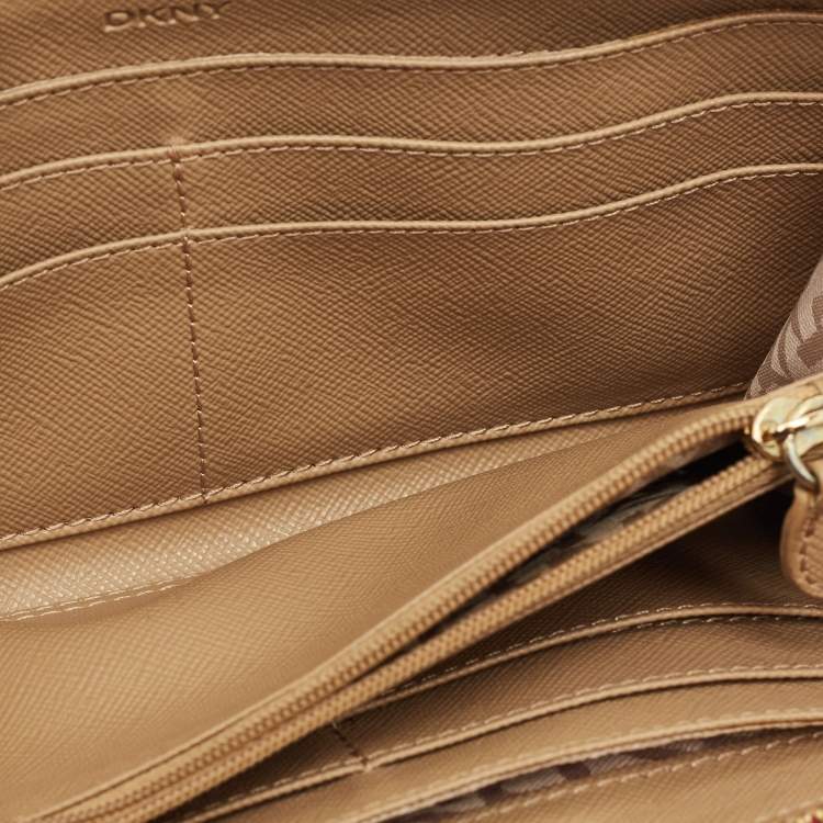 Pre Owned DKNY Pink Leather Logo Zip Continental Wallet