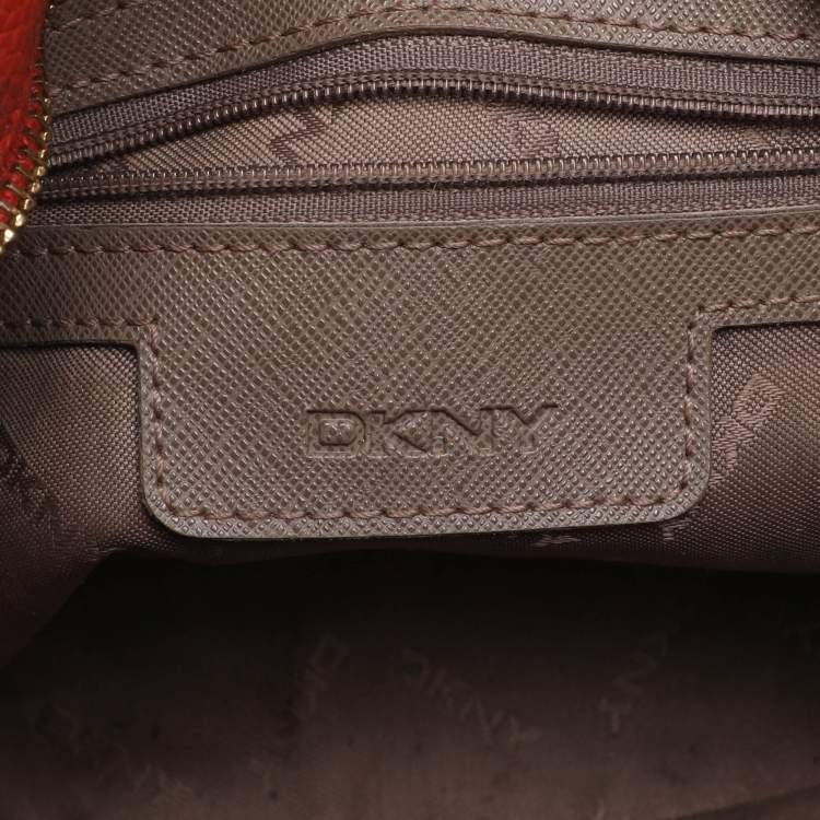 Pre Owned Dkny Chelsea Orange Leather Crossbody Bag