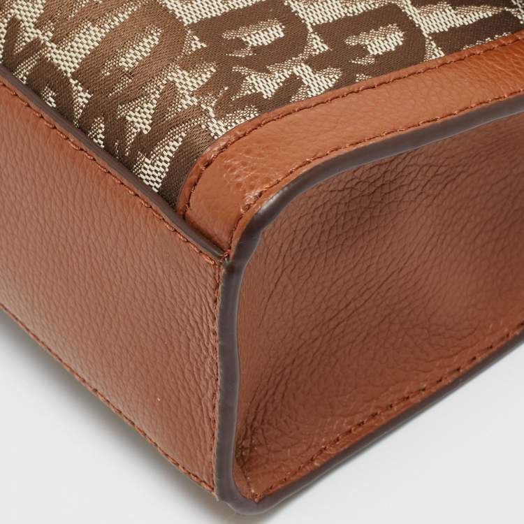 Pre Owned DKNY Ella Large Brown/Beige Signature Canvas and Leather Shoulder Bag