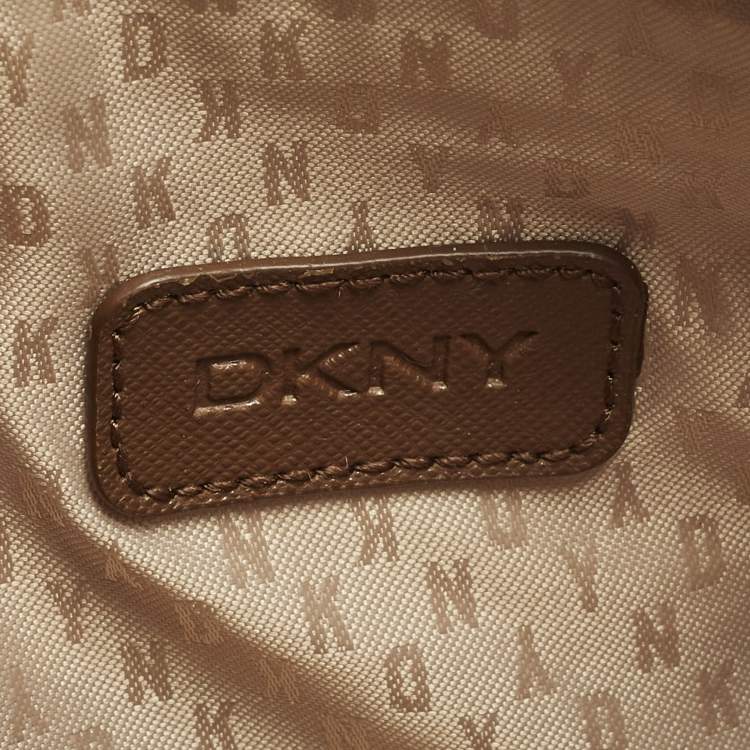 Pre Owned Dkny Zip Brown Leather Crossbody Bag